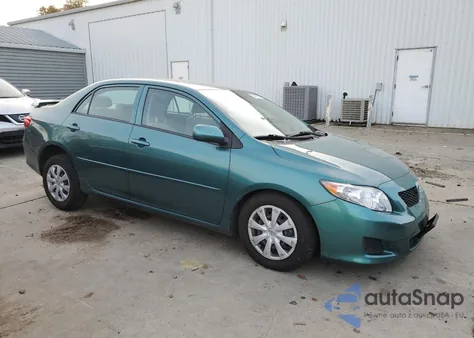 2009 Toyota Corolla Base z USA, uszkodzony, nr VIN 1NXBU40E99Z100759